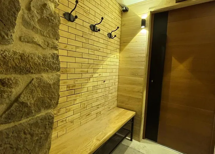 Entre Causse Et Vallon, Confort Pour 4 Personnes Dans Grange Renovee Au Coeur De L'aveyron *