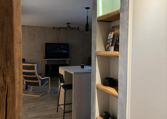 Entre Causse Et Vallon, Confort Pour 4 Personnes Dans Grange Renovee Au Coeur De L'aveyron Feriehus Salles-la-Source