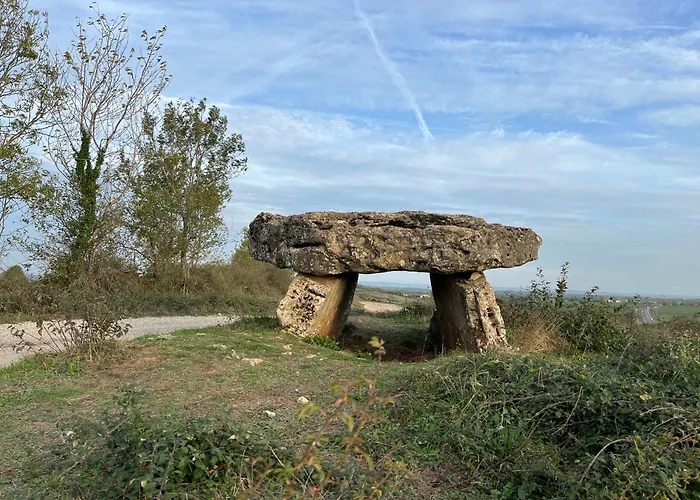 Entre Causse Et Vallon, Confort Pour 4 Personnes Dans Grange Renovee Au Coeur De L'aveyron Σπίτι διακοπών