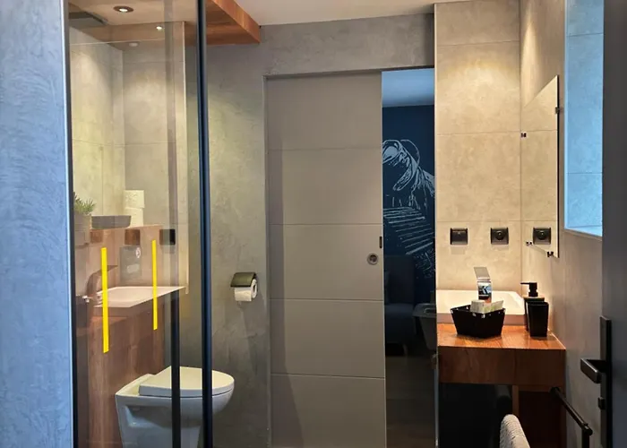 Entre Causse Et Vallon, Confort Pour 4 Personnes Dans Grange Renovee Au Coeur De L'aveyron *